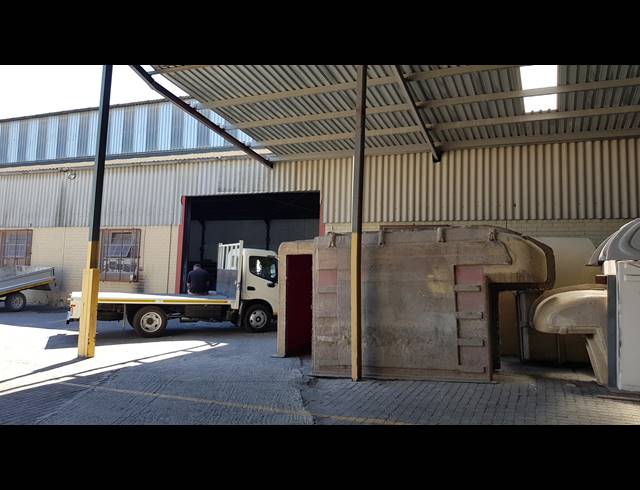 1,225M² FACTORY FOR SALE IN BELLVILLE SOUTH